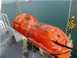 6.5m Totally Enclosed F.R.P Lifeboat of 36 persons With CCS Certificate for Sale