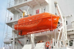 5.7m good price with High Quality SOLAS standard F.R.P Totally Enclosed Lifeboat